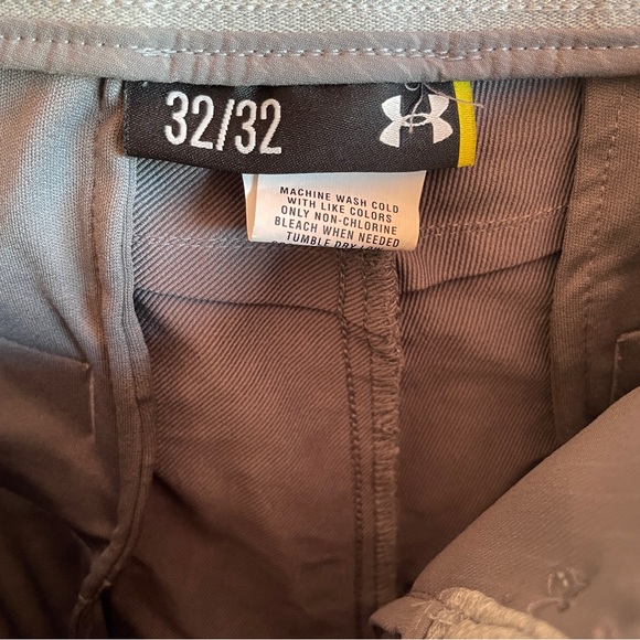 Under Armour Golf Pants In Gray with light Stripes - Picture 2 of 3
